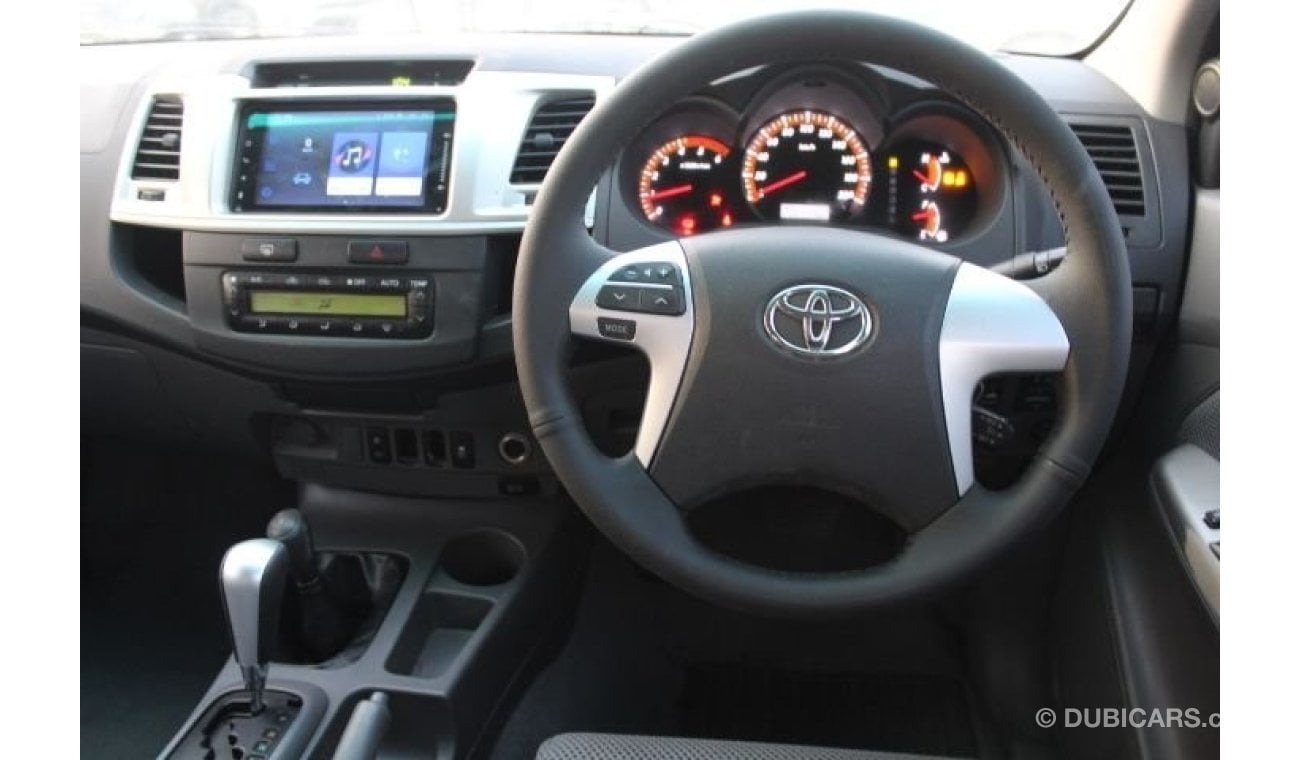 تويوتا هيلوكس TOYOTA HILUX SR5 4X4 3.0 D4D 2012 MODEL