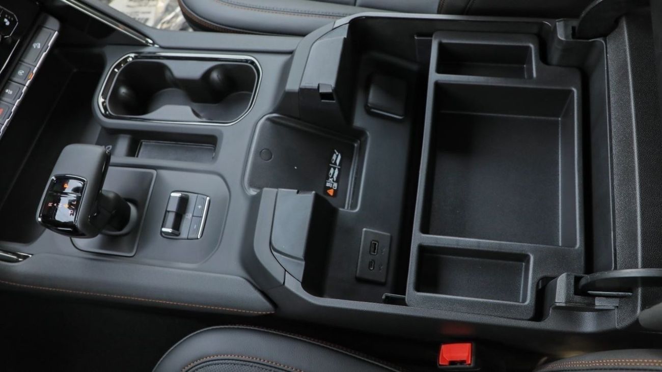 GMC Sierra Regular Cab 2-Doors AT4 5.3 V8.3 Years Warranty&Service. For Local Registration +5%