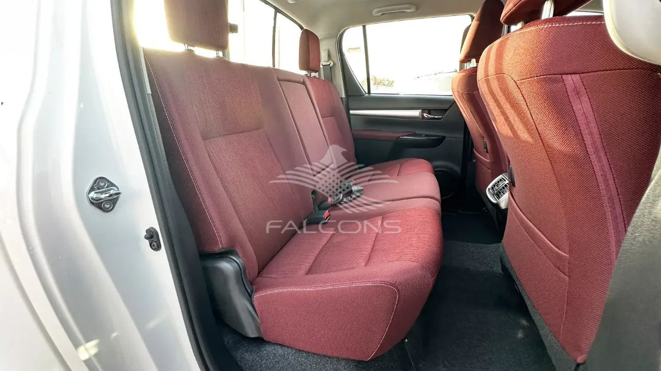 Toyota Hilux S GLX 2.4L AWD A/T