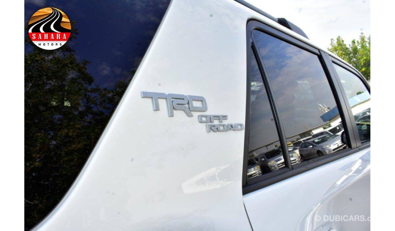 تويوتا 4Runner RD OFF ROAD V6 4.0L PETROL 7 SEAT AUTOMATIC