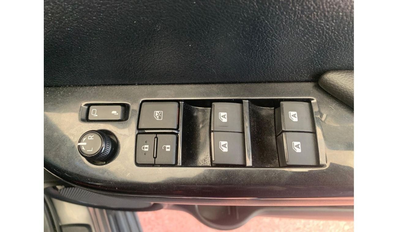 تويوتا هيلوكس