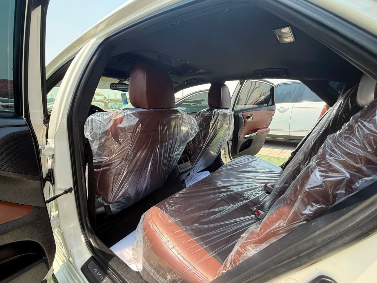 Toyota Avalon SE Full option, 6-cylinder
