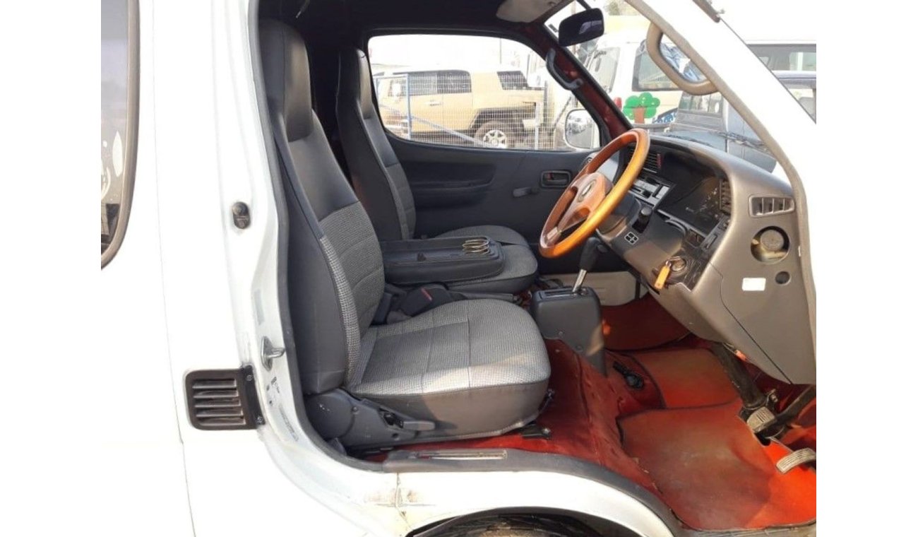 تويوتا هاياس Hiace RIGHT HAND DRIVE (Stock no PM 368 )