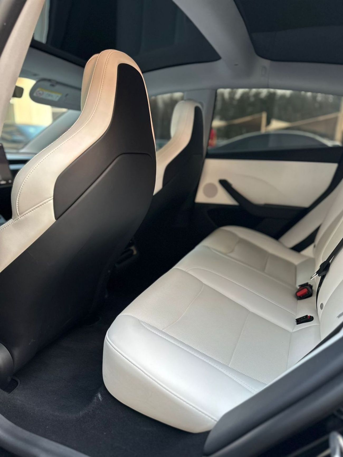 Tesla Model 3 Performance (AWD) TESLA MODEL 3 PERFORMANCE GCC 2024 Contract Service ( Under Warranty ) Original Pa