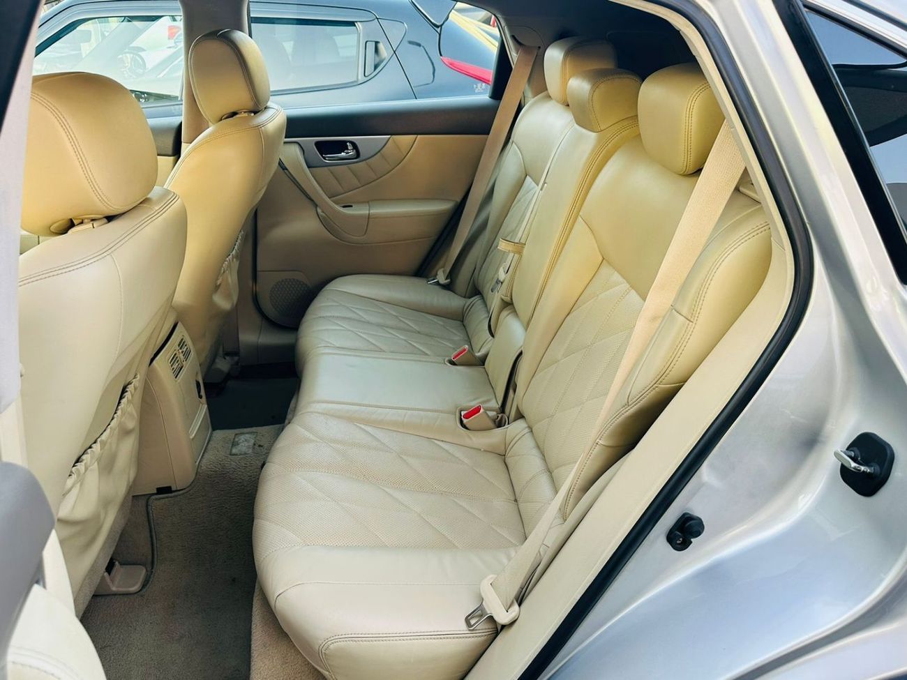 إنفينيتي QX70