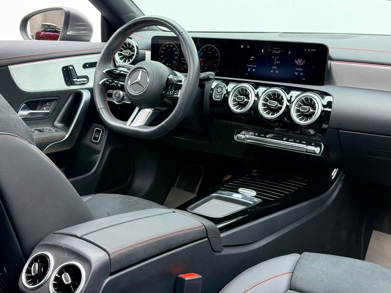Mercedes Benz CLA250 2024 Mercedes CLA 250 4MATIC, Mercedes Warranty, GCC Specs