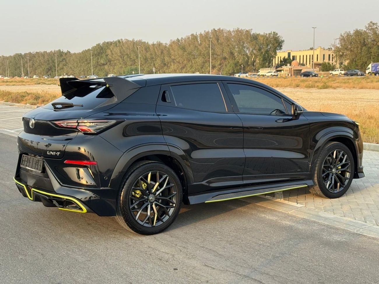 تشنجان أوني تي SVP