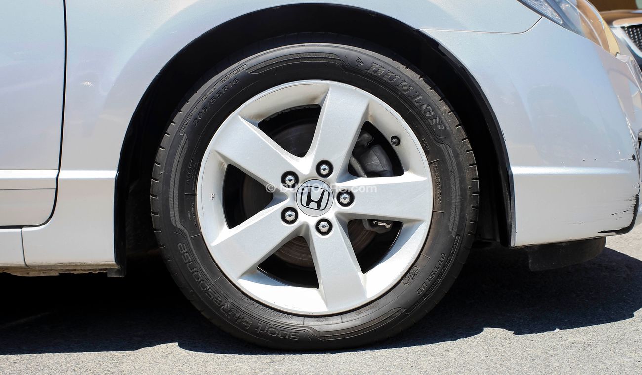 Honda Civic 1.8 i-VTEC