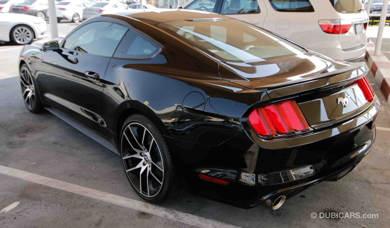 Ford Mustang EcoBoost