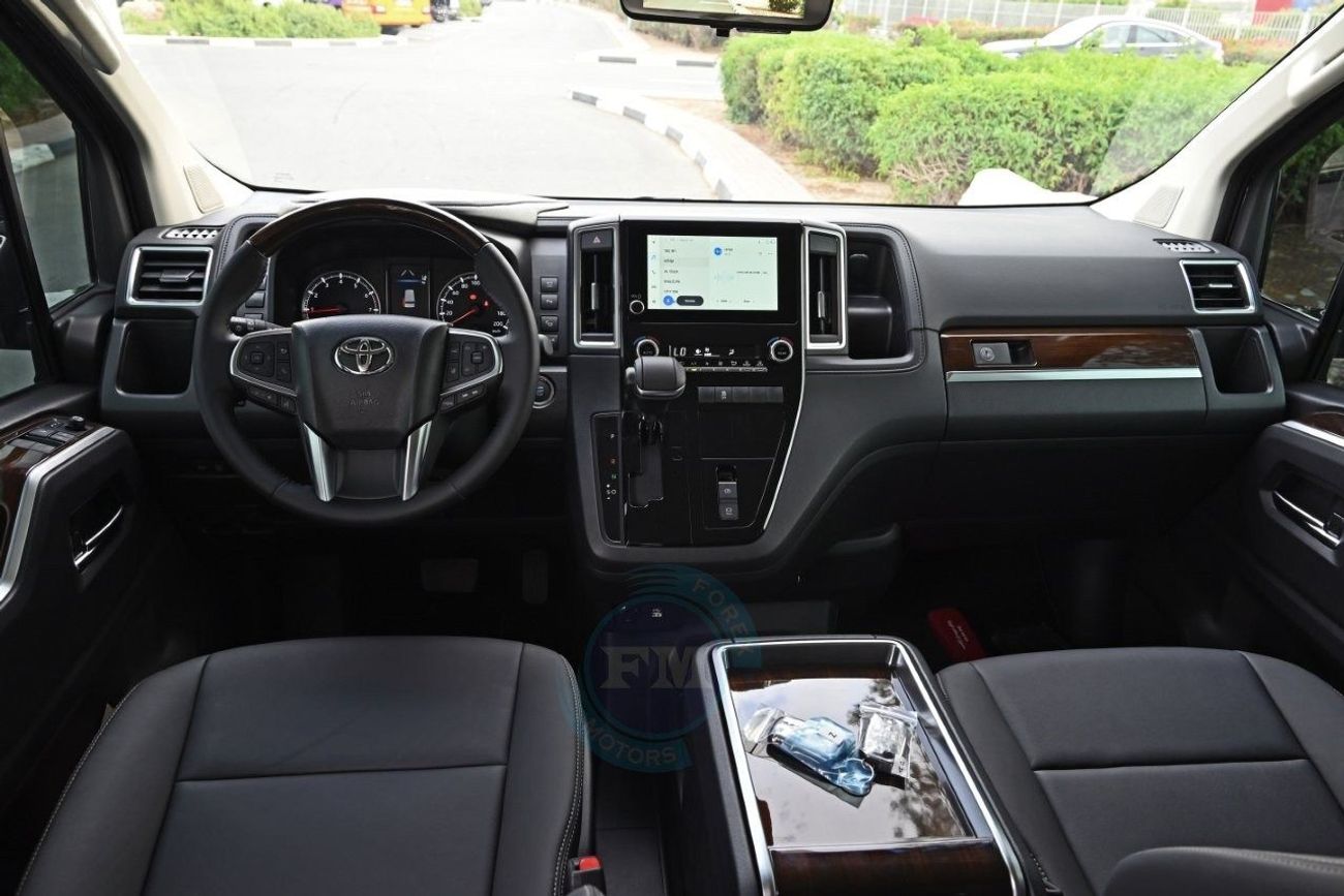 Toyota Granvia Premium V6 3.5L Petrol Automatic