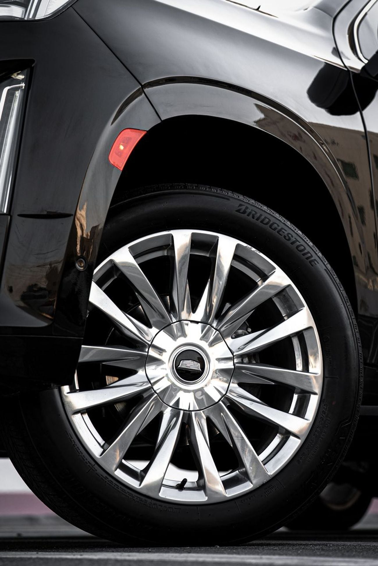 Cadillac Escalade Premium Luxury 6.2L 4WD