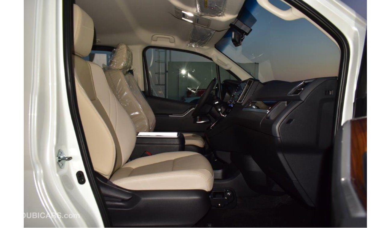 تويوتا جرافينا Premium 2.8L 6 Seat Automatic