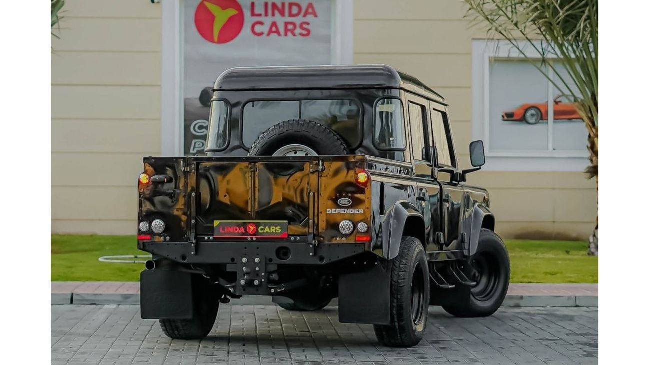 Land Rover Defender 110
