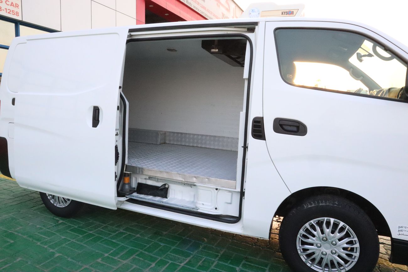 Nissan Urvan 2.4 L URVAN CHILLER FULL VAN GCC