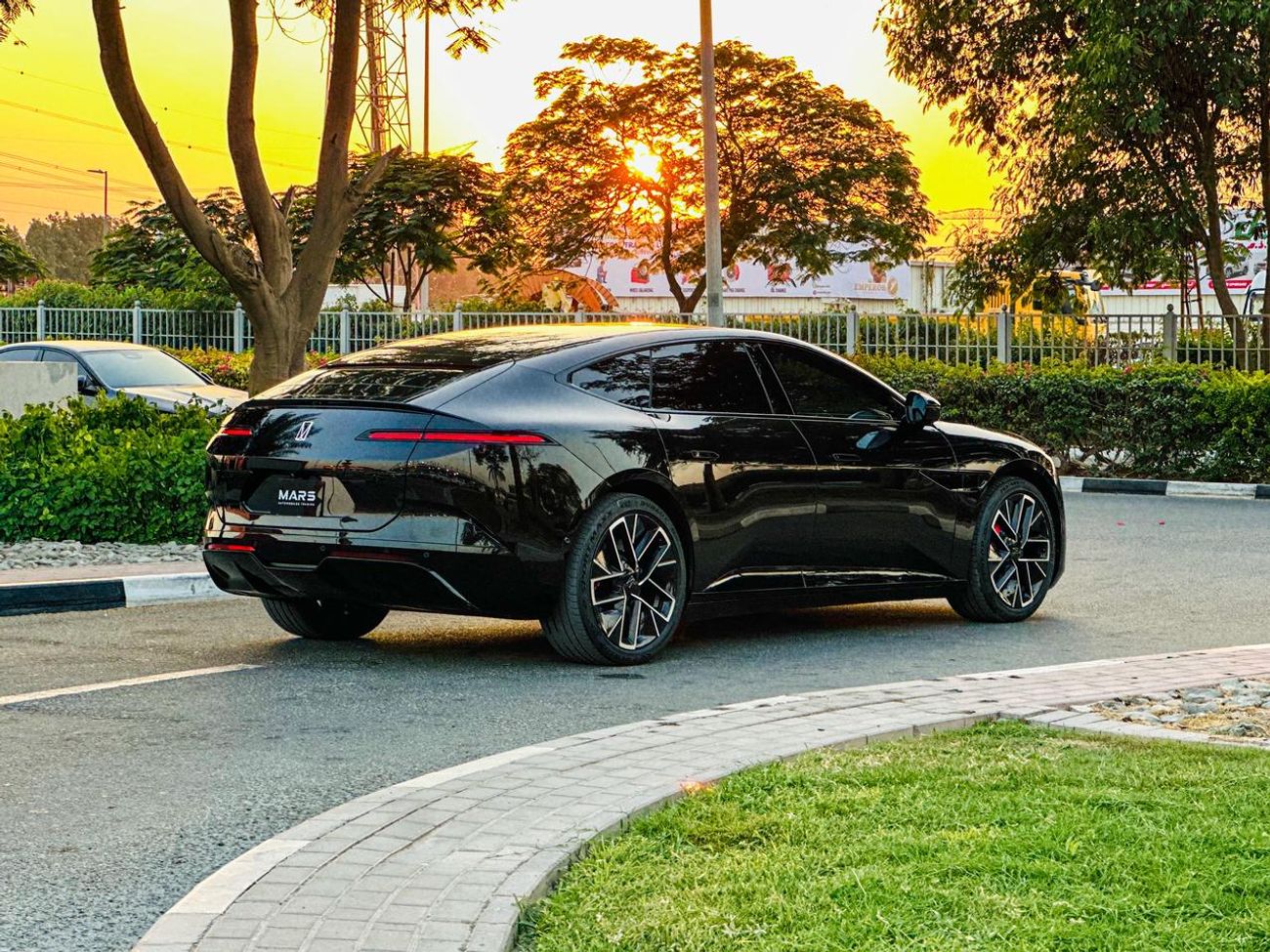 Avatr 12 2024 AVATR 12 Performance AWD | 94.5 kWh | 578 Hp | Range (700 Km) | Law Mileage (44,000 Km) | Warra