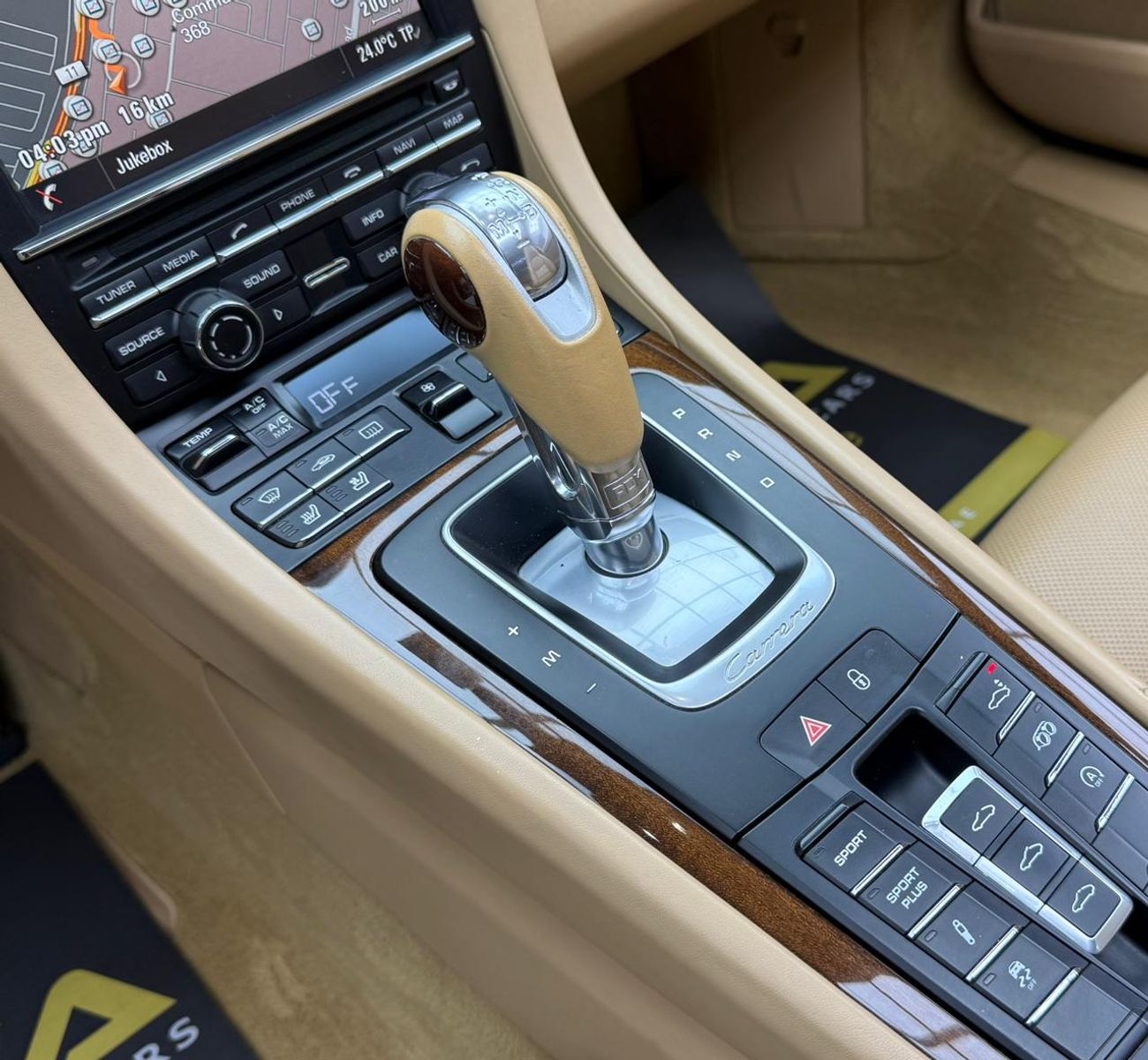 Porsche 911 2014 Porsche 911 Carrera 4S, Full Service History, Fully Loaded, Excellent Condition, GCC