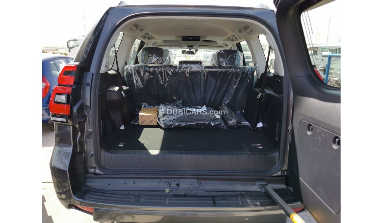 Toyota Land Cruiser VXL 3.0L, 18" Alloy Rims, Push Start, Front Power Seats, Cruise Control,  LOT-TVXLG`