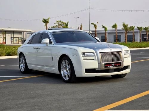 Rolls Royce Ghost Black Badge - GCC Specs - Pristine Condition