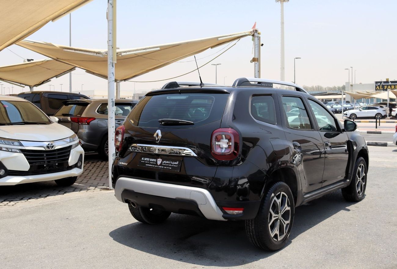 Renault Duster ACCIDENTS FREE - GCC - PERFECT CONDITION INSIDE OUT - ENGINE 1600 CC - FULL OPTION