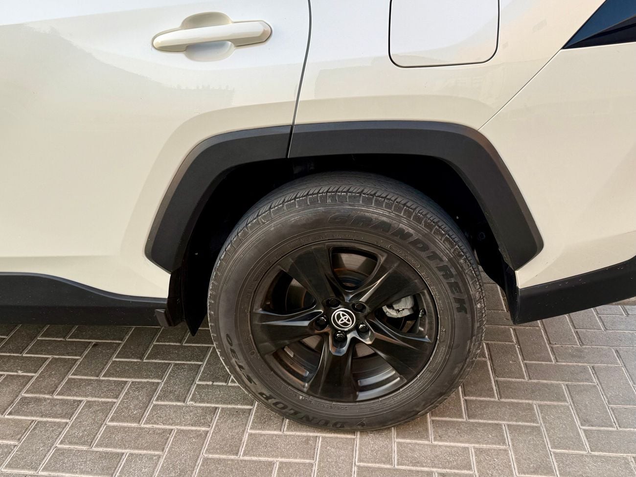Toyota RAV4 EX