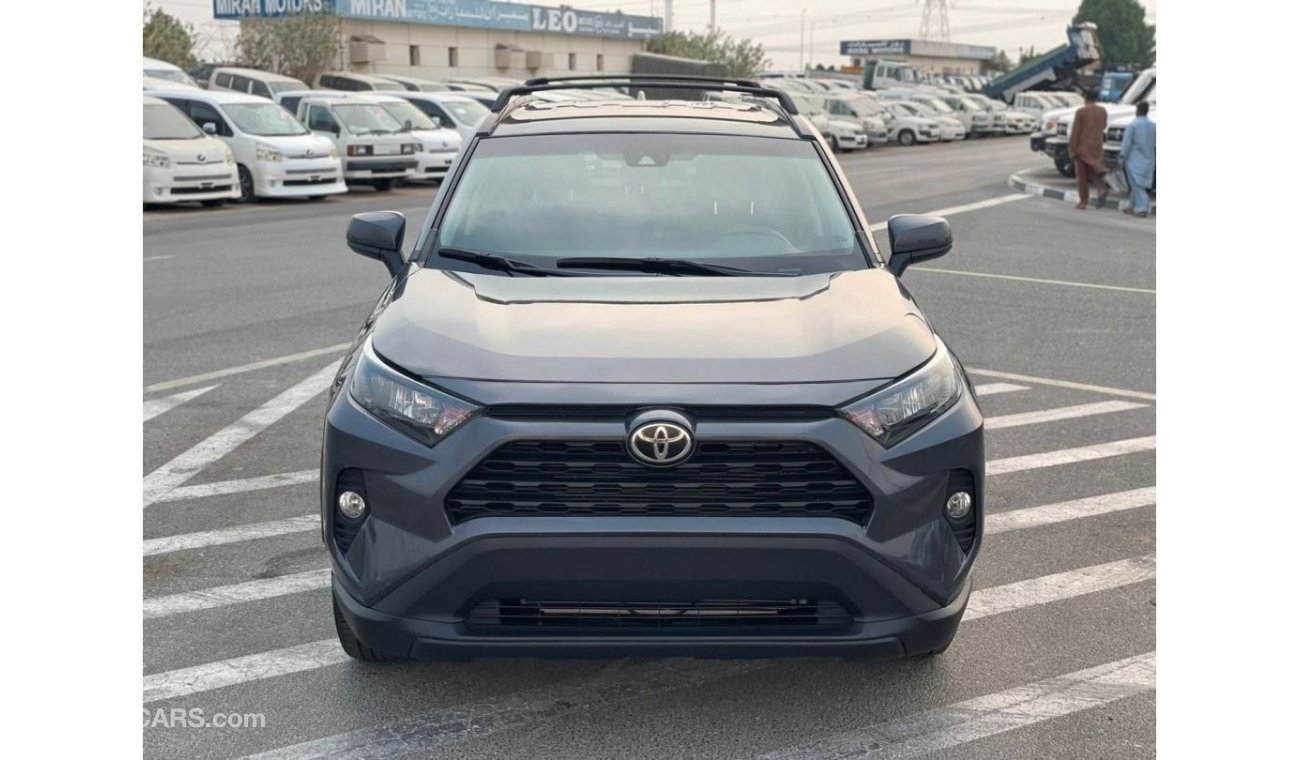 تويوتا راف ٤ 2019 Toyota Rav4 LE MidOption With Rims / EXPORT ONLY / فقط للتصدير