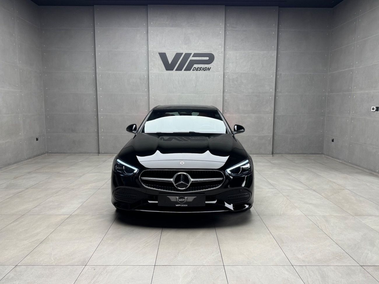 Mercedes-Benz C 200 Premium 2.0L Premium 1.5L