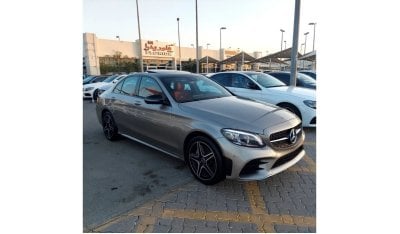 مرسيدس بنز C 300 بريميوم