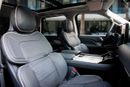 لينكولن نافيجاتور Navigator Presidential | 4,368 P.M | 0% Downpayment | Excellent Condition!