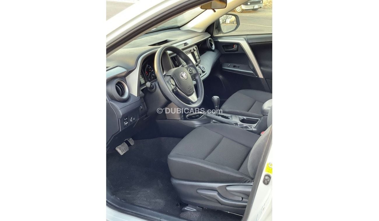 Toyota RAV4 2017 TOYOTA RAV4 LE / AWD / MID OPTION