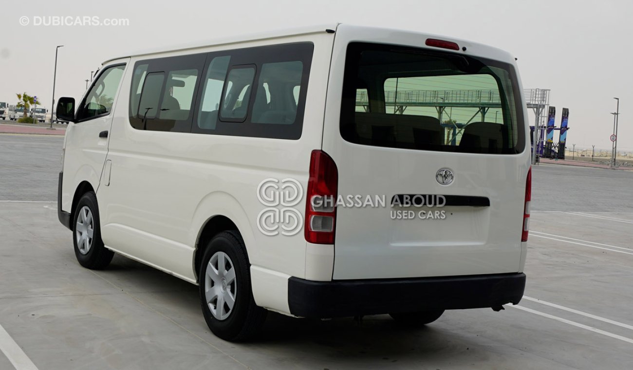 Toyota Hiace Certified Vehicle with Delivery option; Hiace (GCC Specs) in good condition(Code : 9396)