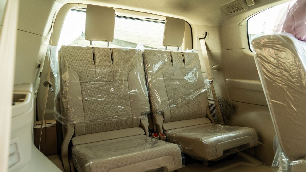 Toyota Land Cruiser VX 4.0 | Exclusive | 2025