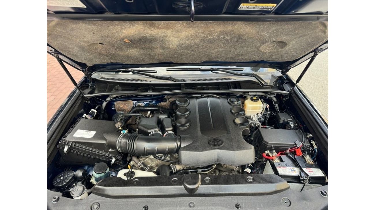 Toyota 4Runner 2020 TRD JUNGLE CAR BLUE UAE PASS 4x4