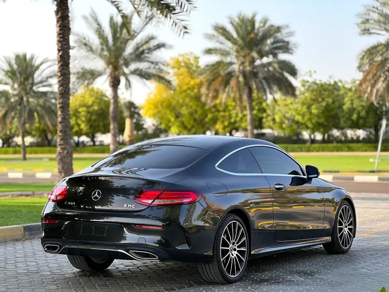 Mercedes Benz C300 C300 Coupe , GCC Specs