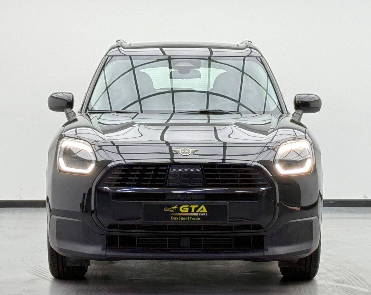 ميني كنتريمان 2025 MINI Cooper Countryman, 2027 MINI Warranty + Service Pack, Full MINI Service History, GCC