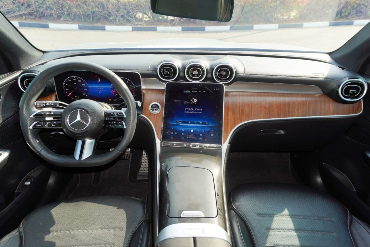 Mercedes Benz GLC 300 4Matic 2,429 AED Monthly II Mercedes GLCC300 2024  II 0% Down Payment  II Still Under Warranty to 20