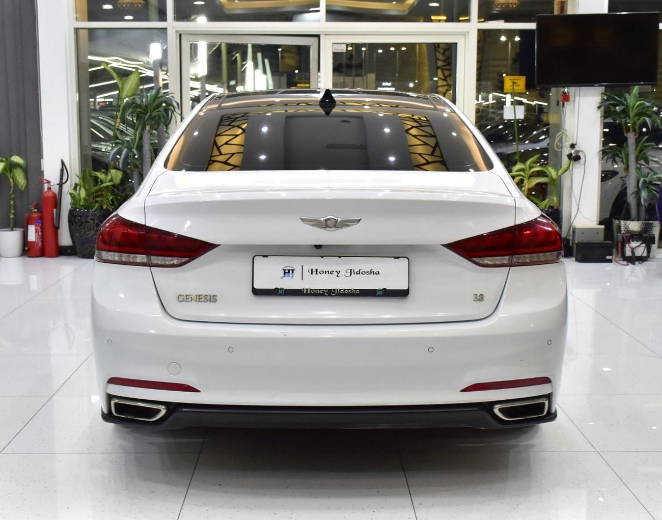 Hyundai Genesis PLATINUM EXCELLENT DEAL for our Hyundai Genesis 3.8 ( 2016 Model ) in White Color GCC Specs