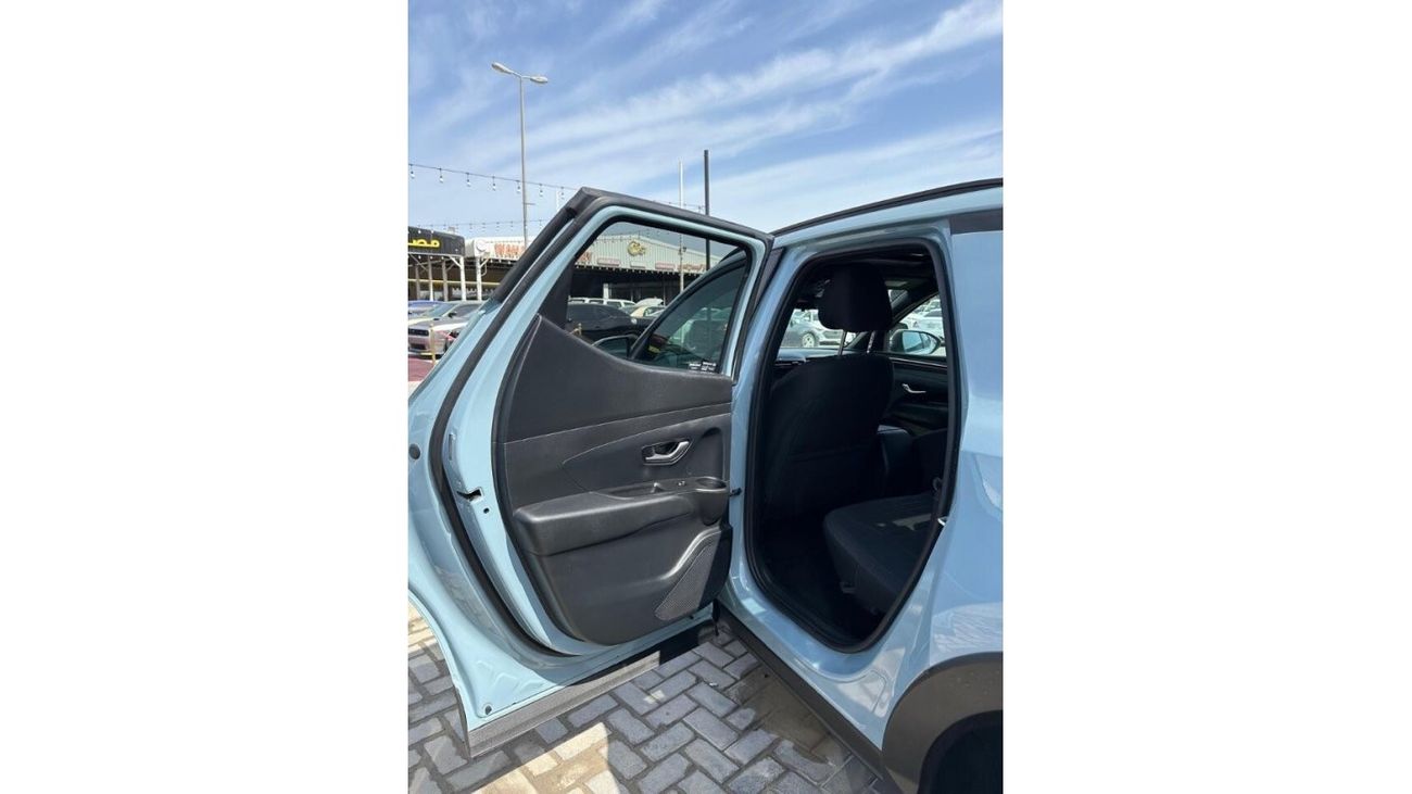 Hyundai Santa Cruz car in perfect condition, 2022 with engine capacity 2.5 4wd pickup