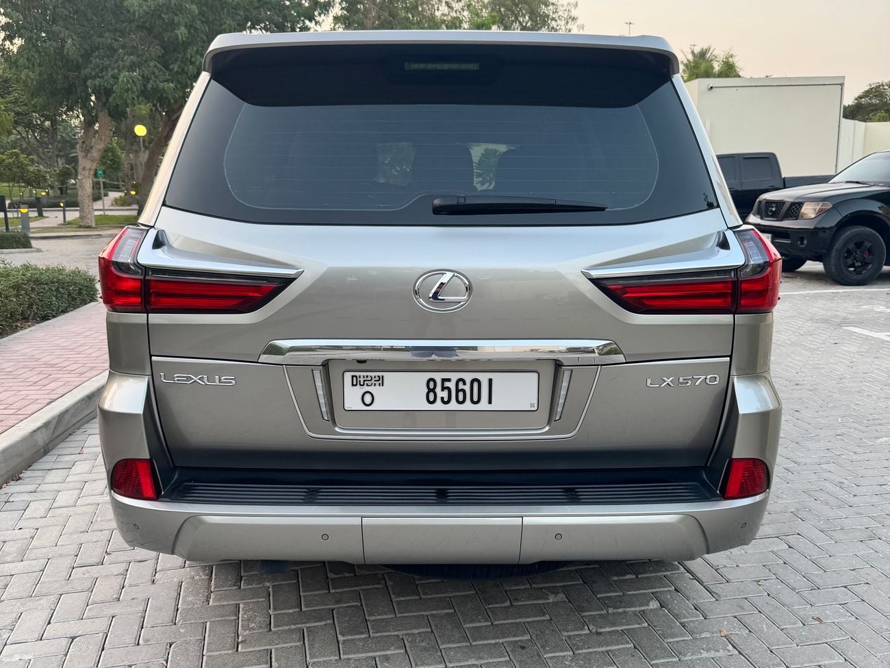 Lexus LX570