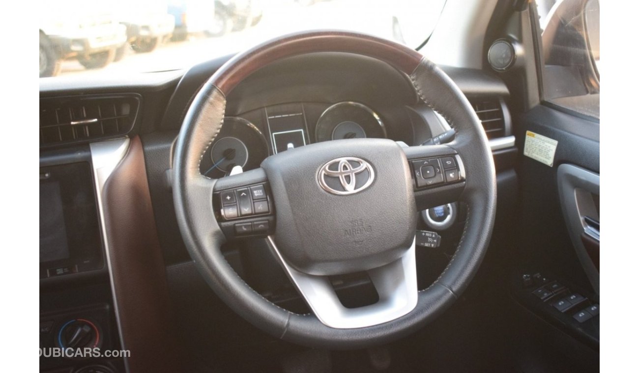 تويوتا فورتونر Toyota Fortuner 2018 2.8  Diesel Right hand drive