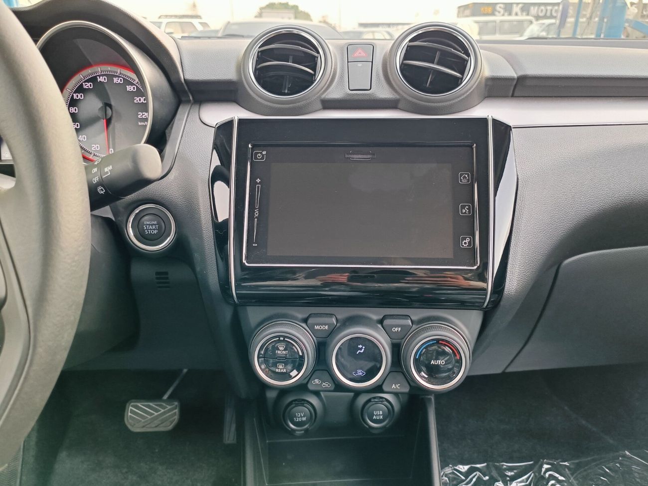 Suzuki Swift GLX, 1.2L PETROL / SPECIAL PROMOTION/CODE#SGLXM