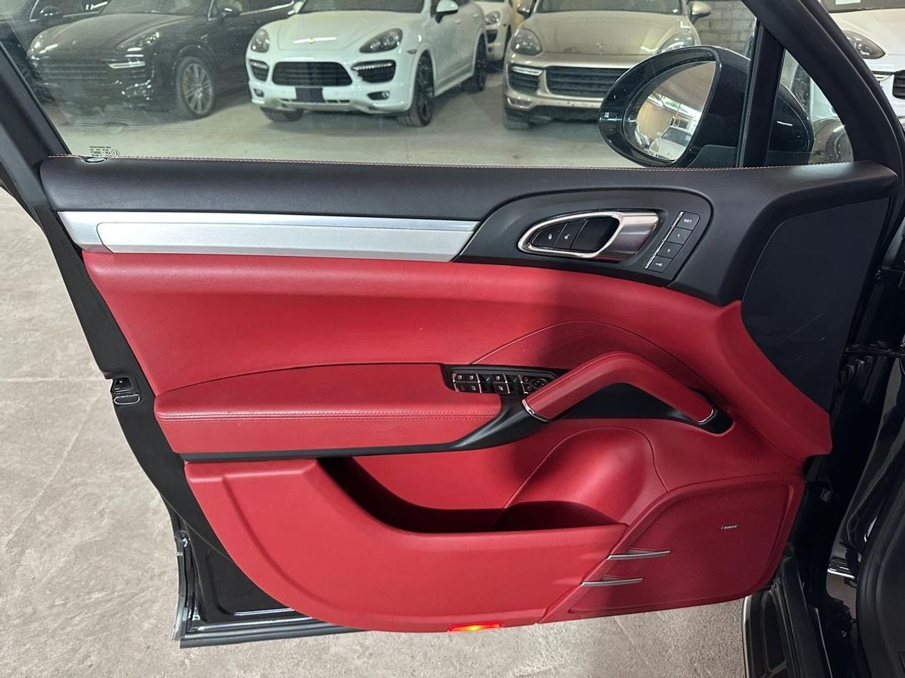 بورش كايان PORSCHE CAYENNE TURBO 2015 | PORSCHE FULL SERVICE HISTORY | TWO KEYS | FULLY LOADED