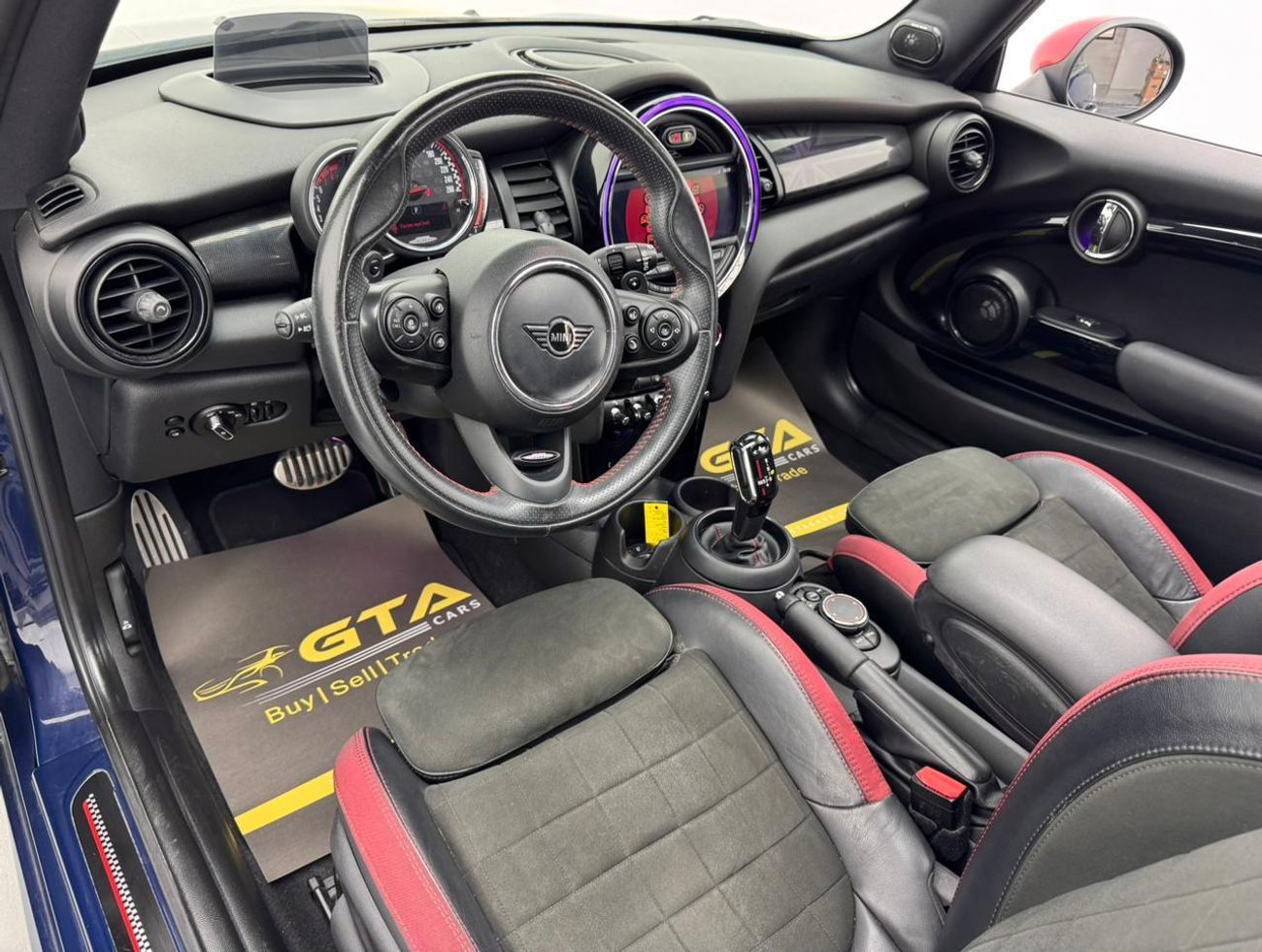 Mini John Cooper Works 2020 Mini Cooper JCW, Mini Service History, 1 Year Warranty, Excellent Condition, GCC