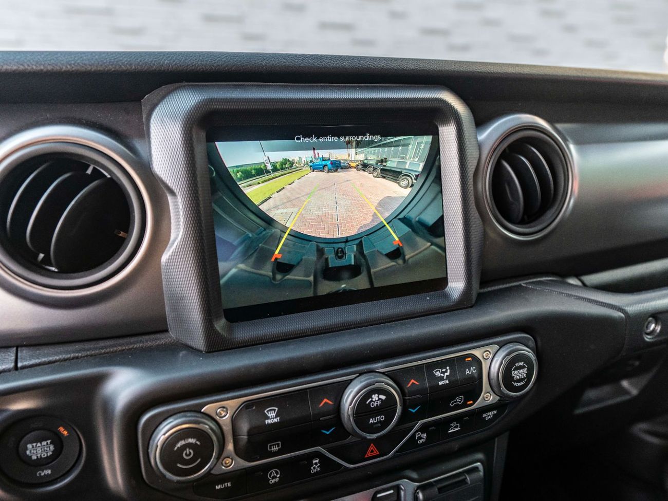 Jeep Wrangler Sport 3.6L A/T (5 Seater)