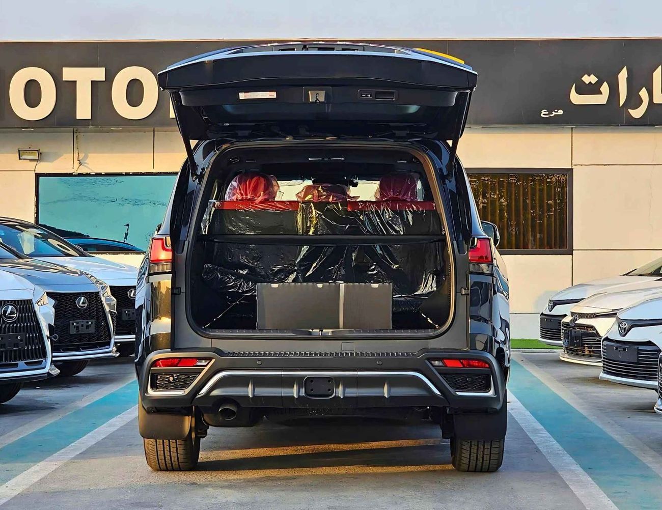 لكزس LX 600 F-SPORT / 3.5L V6 PETROL 4WD / FULL OPTION / FRONT & REAR CAMERA / ELECTRIC SEATS (CODE#LX6FS)