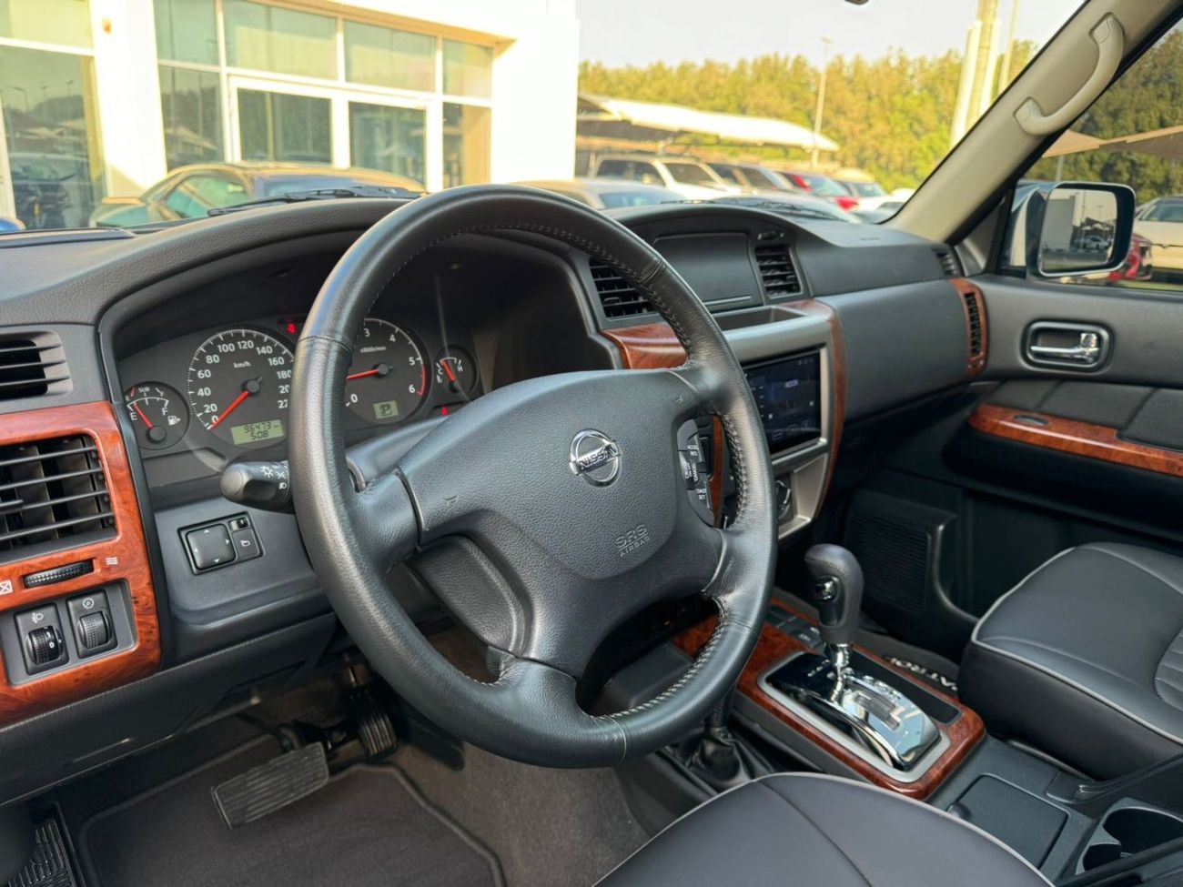 نيسان باترول سفاري نيسان باترول سفارى 2021 خليجي صبغ وكاله تشييكات وكاله