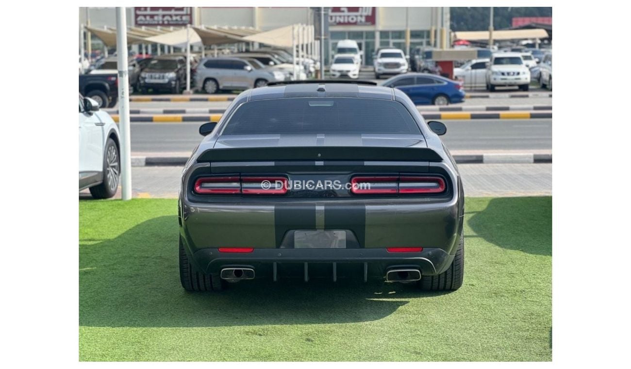 Dodge Challenger SRT8 392 Scat Pack Shaker Dodge Challenger SRT 392 Scat Pack