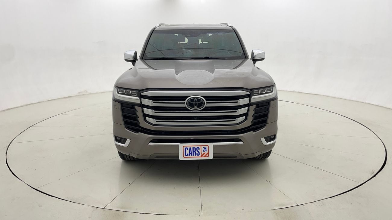 تويوتا لاند كروزر VXR 3.5 | بدون دفعة مقدمة | اختبار القيادة في المنزل