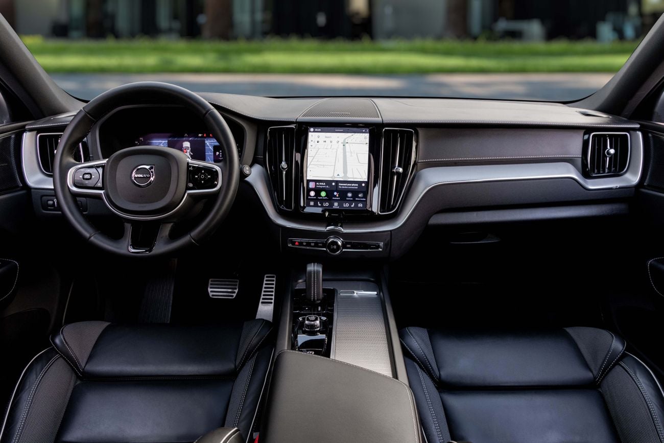 Volvo XC60 XC60 B5 R-Design | 2,057 P.M | 0% Downpayment | 2027 VOLVO WARRANTY!