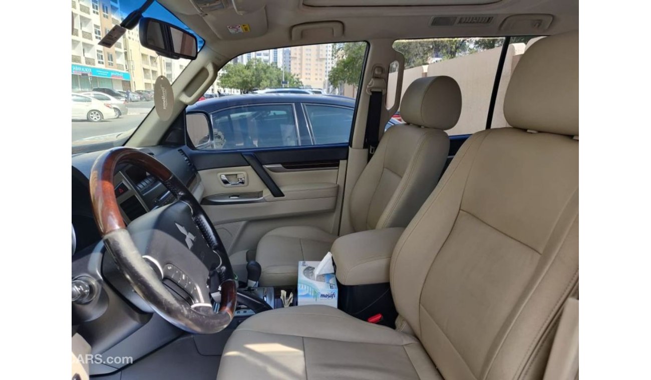 Mitsubishi Pajero 3.5L V6 Petrol Full Options Auto ( Please call +971 55 818 5154)