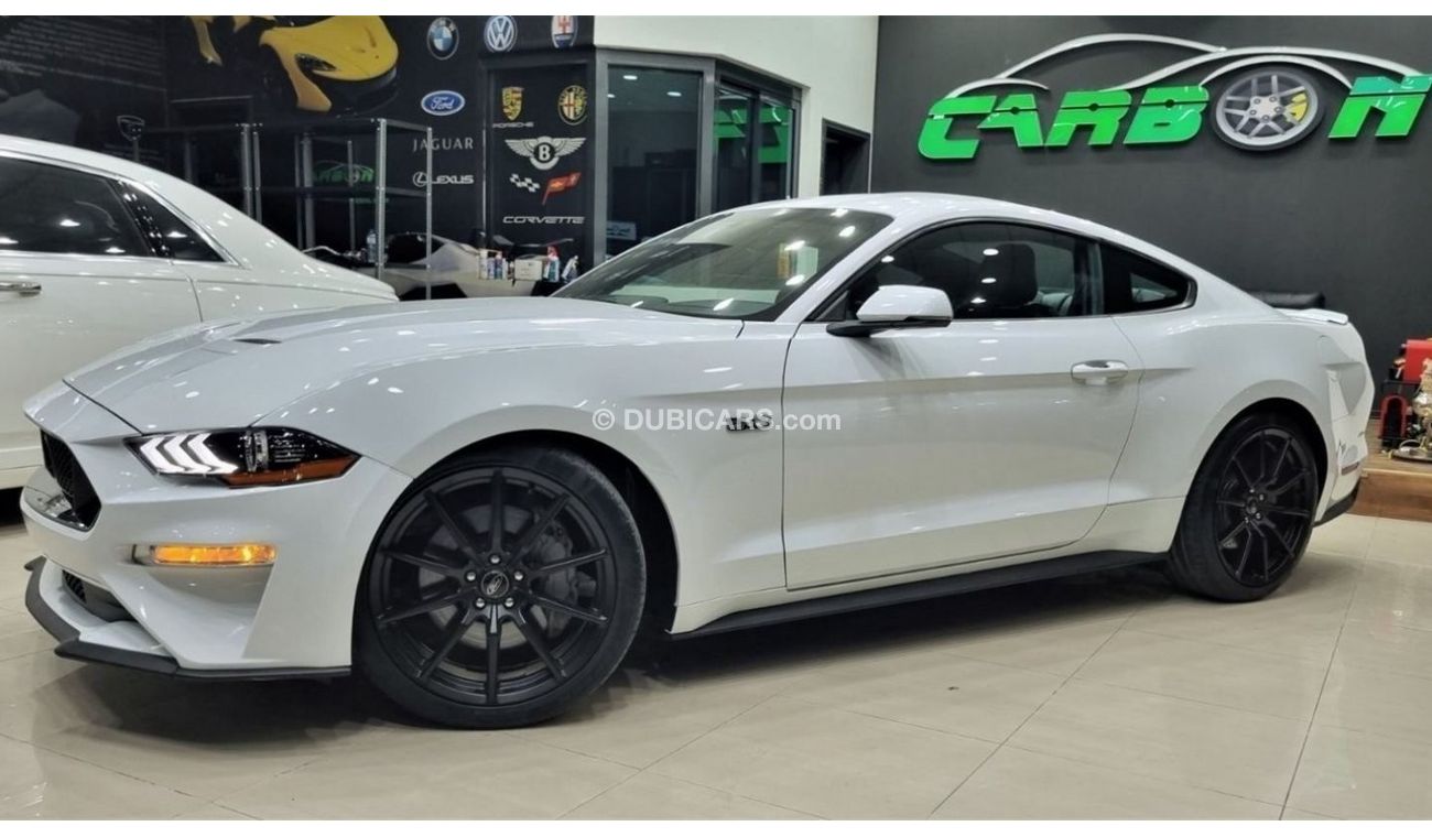Ford Mustang GT Premium FORD MUSTANG GT 5.0 IN BEAUTFUL SHAPE FOR 99K AED